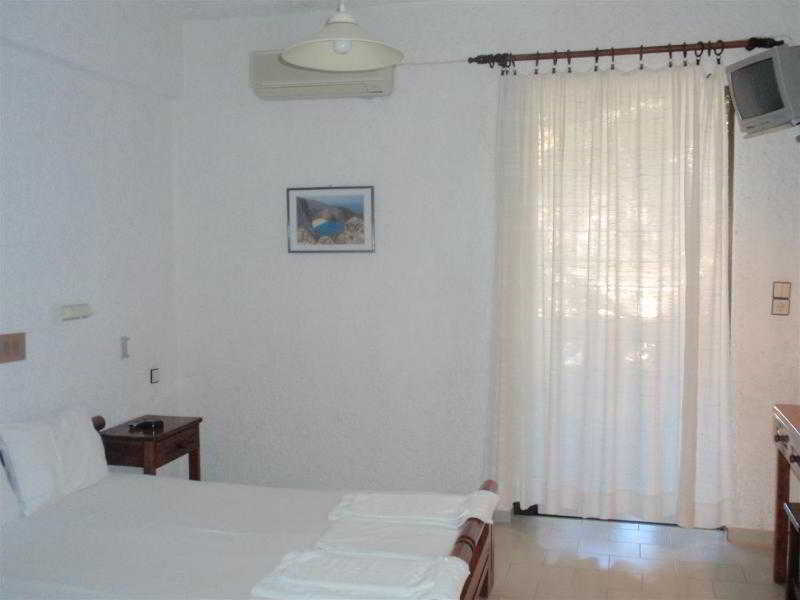 Fevro Hotel Агиа Галини Экстерьер фото
