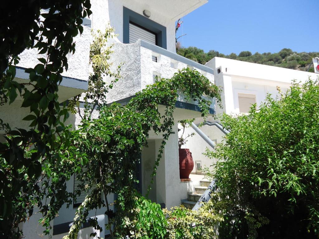 Fevro Hotel Агиа Галини Экстерьер фото